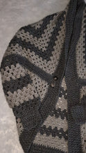 Load and play video in Gallery viewer, 2 Tone Cacoon Cardigan
